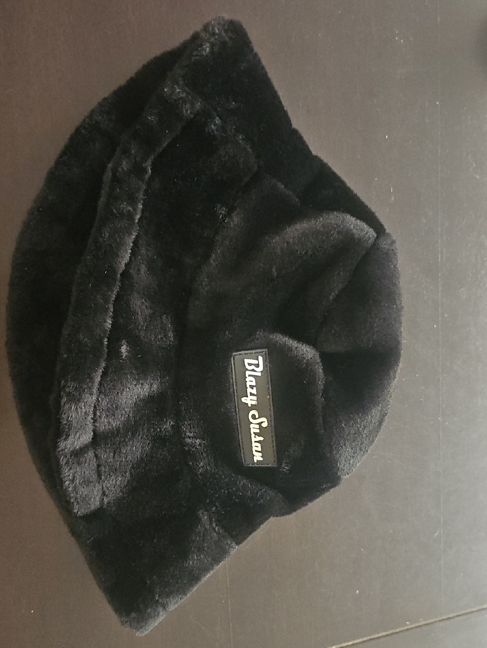 Black Plush Fuzzy Bucket Hat - Blazy Susan